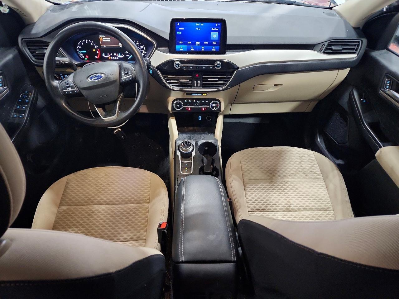 2020 Ford Escape se
