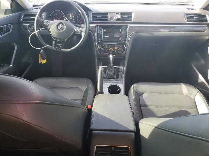 2017 Volkswagen Passat se