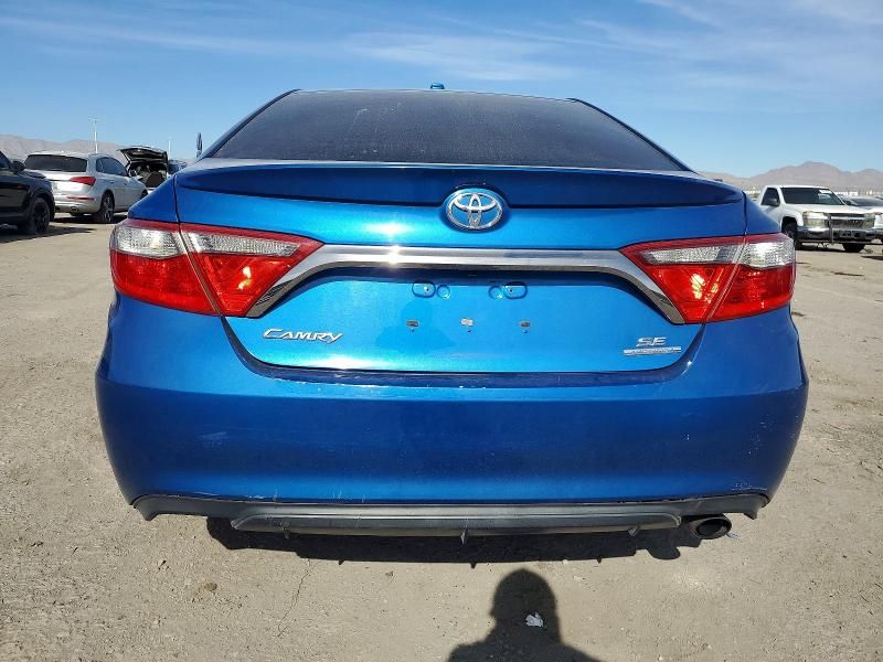2016 Toyota Camry le