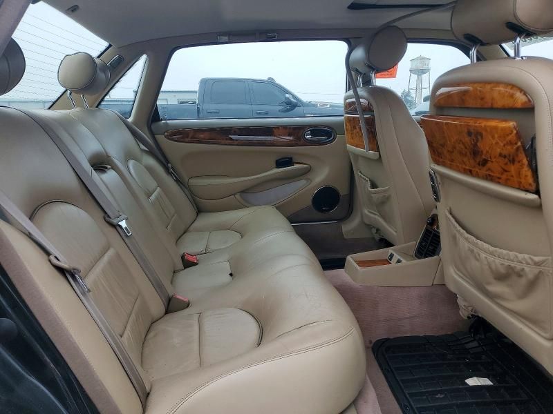 2002 Jaguar Vandenplas