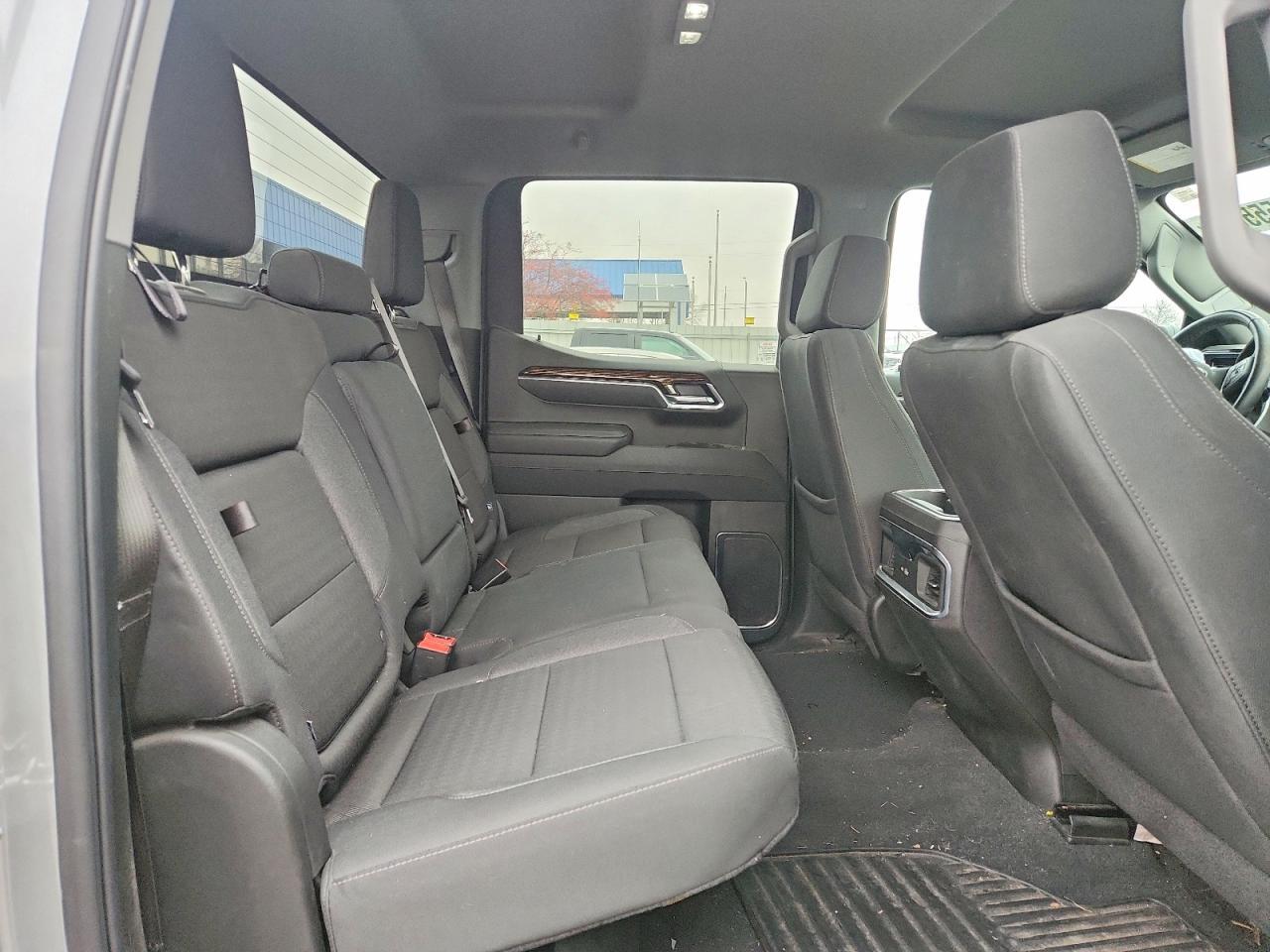 2025 GMC Sierra K1500 Elevation