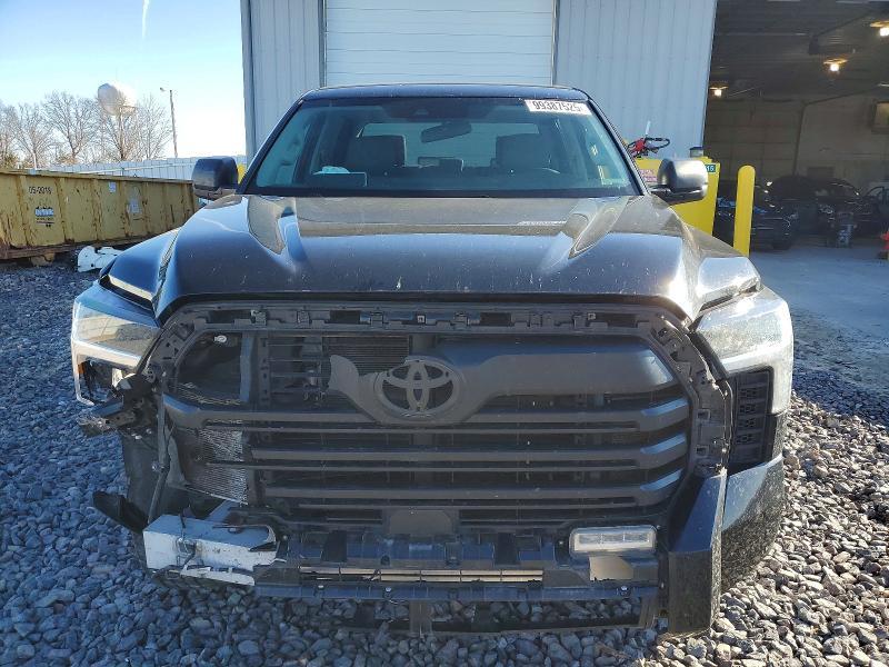 2024 Toyota Tundra Crewmax sr