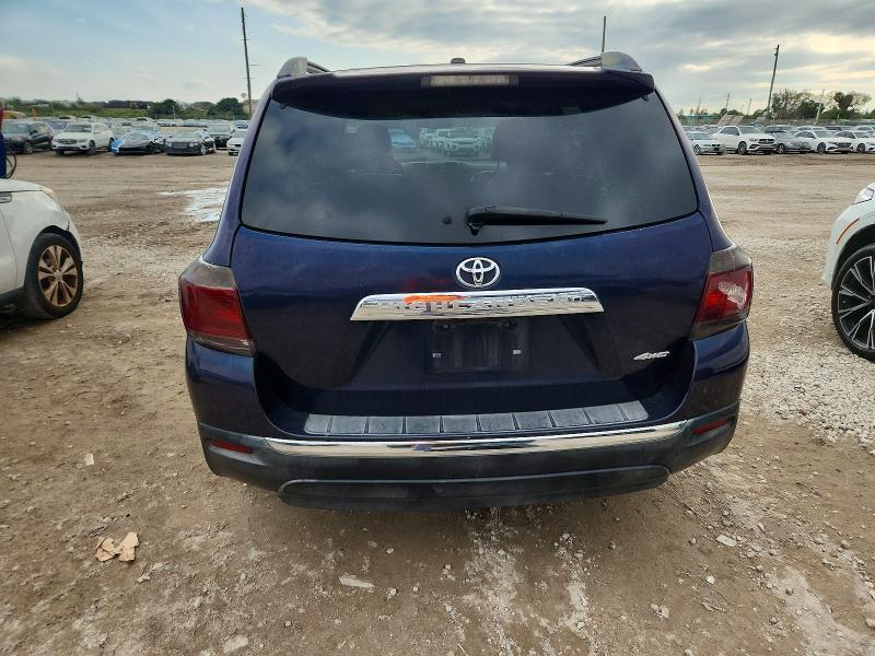 2012 Toyota Highlander Base