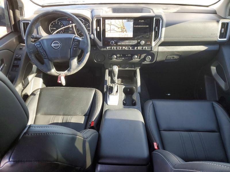 2025 Nissan Frontier sl
