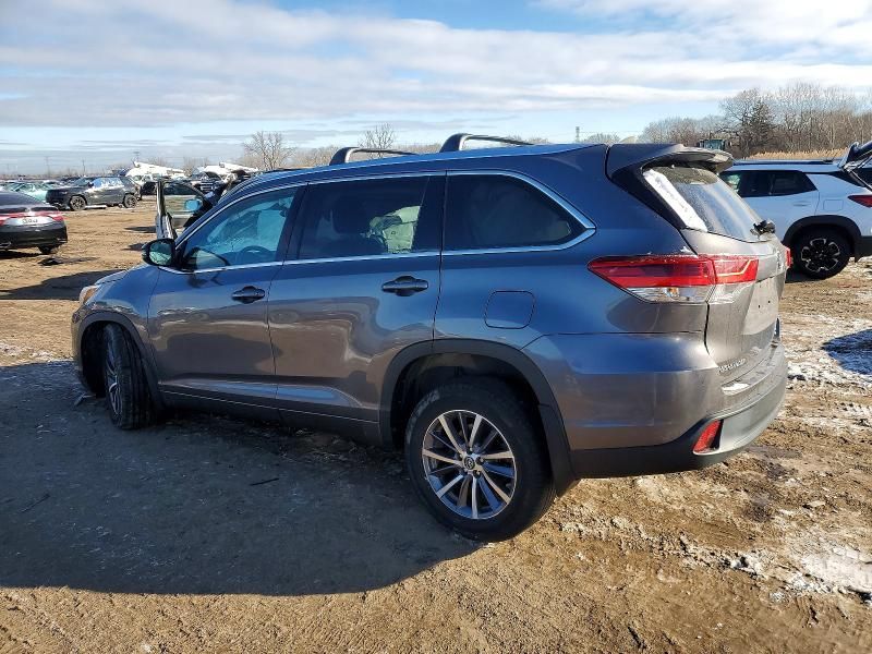2018 Toyota Highlander se