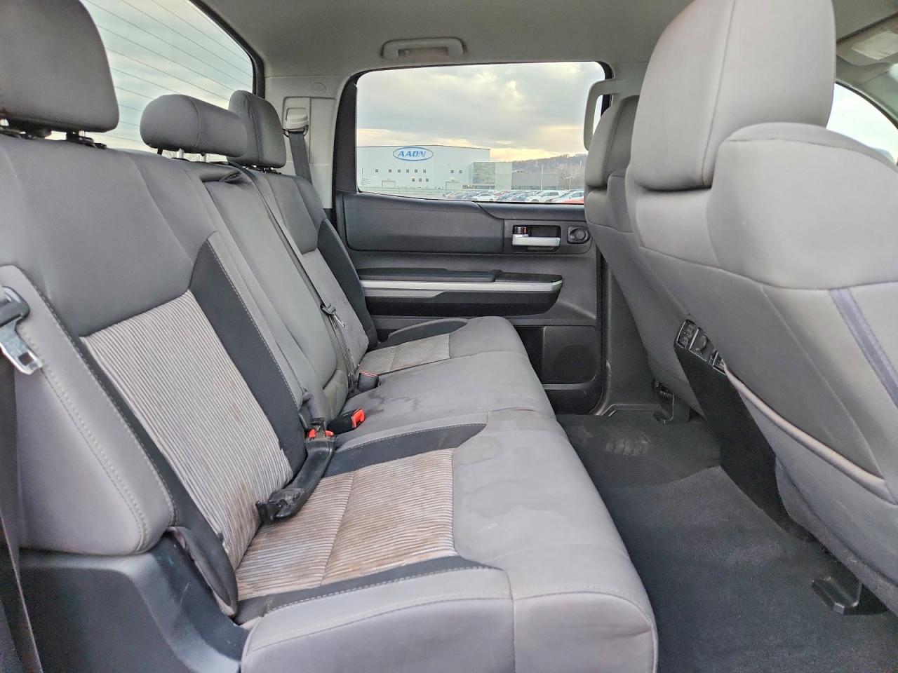 2014 Toyota Tundra Crewmax SR5