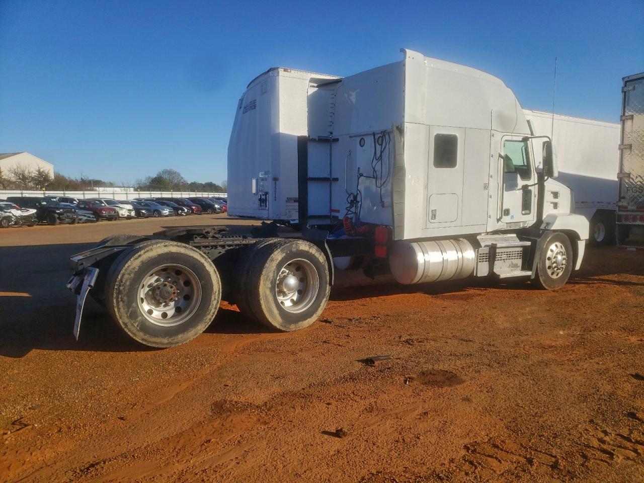 2020 Mack Anthem Semi Truck