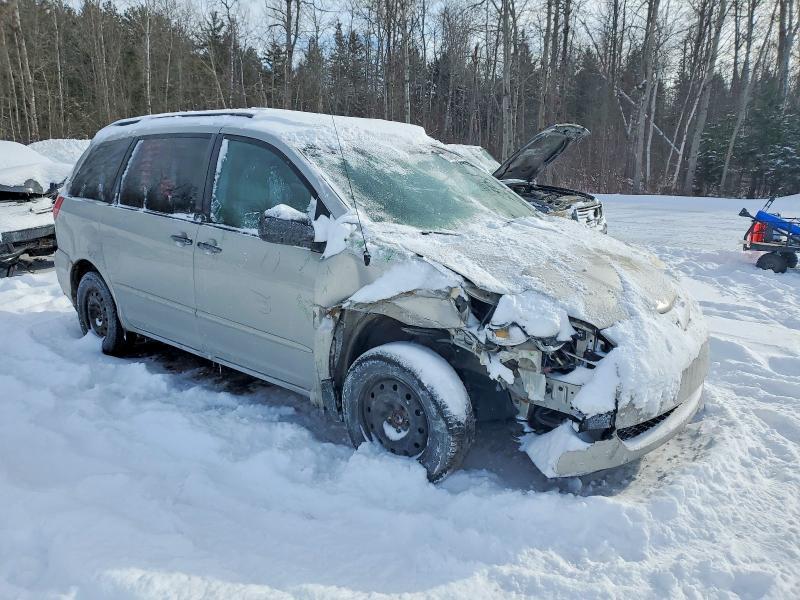 2010 Toyota Sienna ce