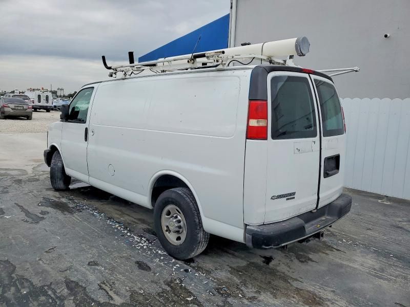 2013 Chevrolet Express G2500