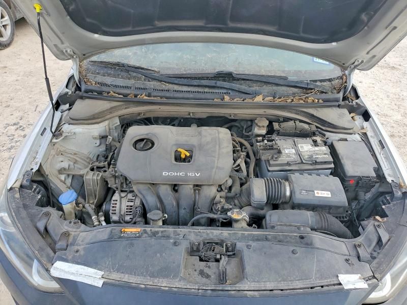 2018 Hyundai Elantra se