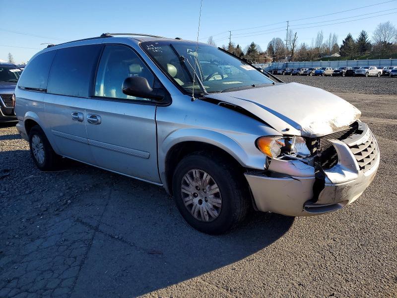 2006 Chrysler Town & Country lx