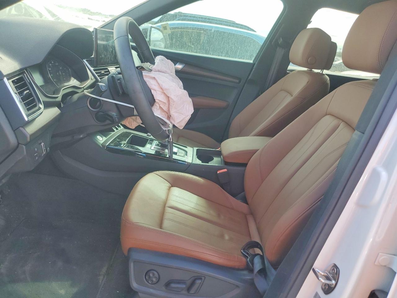 2025 Audi Q5 Premium 40