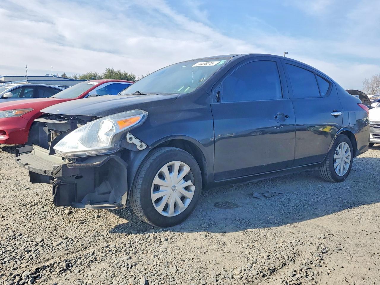 2016 Nissan Versa s