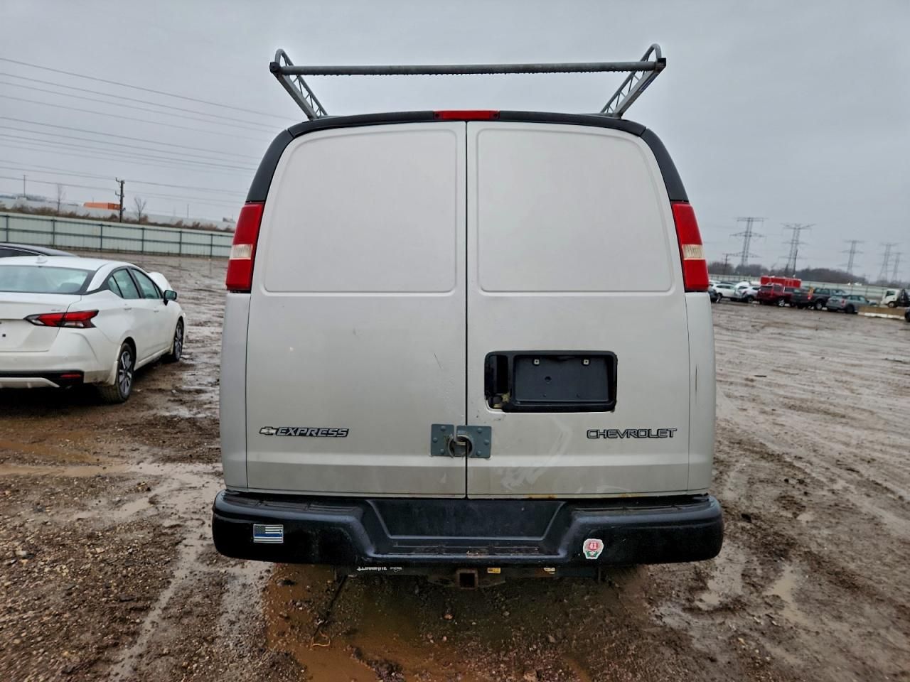 2005 Chev Express Cargo 3500 1
