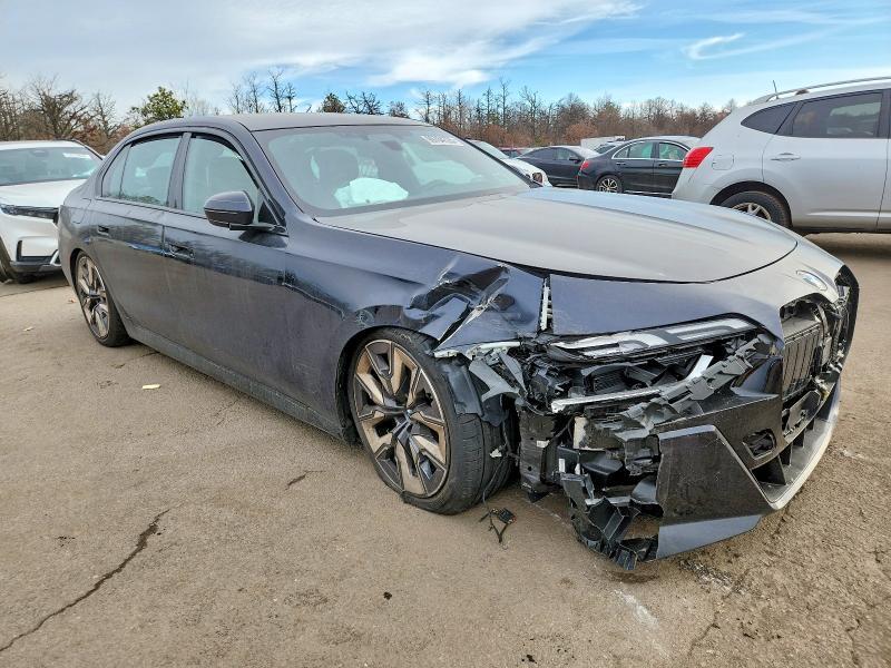 2024 BMW 760 xi