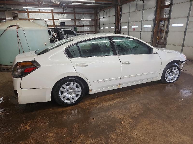 2010 Nissan Altima Base