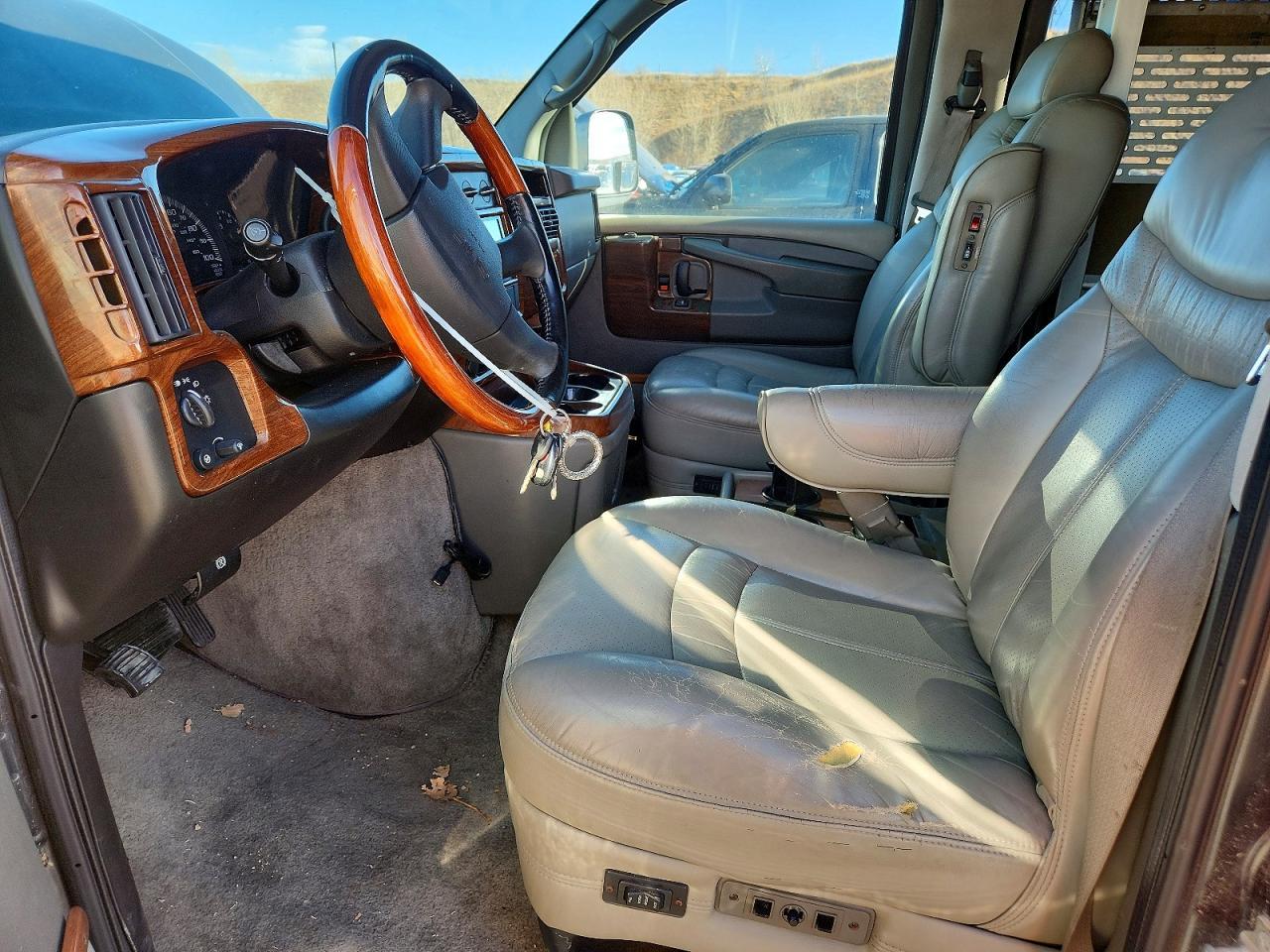 2005 GMC Savana RV G1500