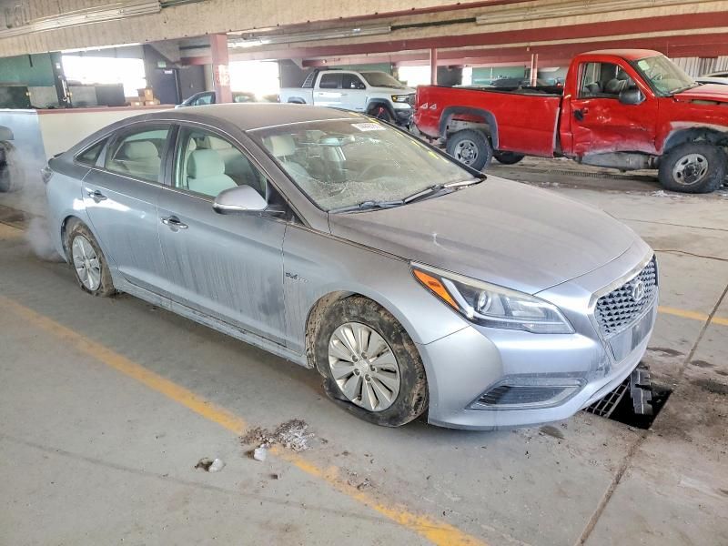 2016 Hyundai Sonata Hybrid