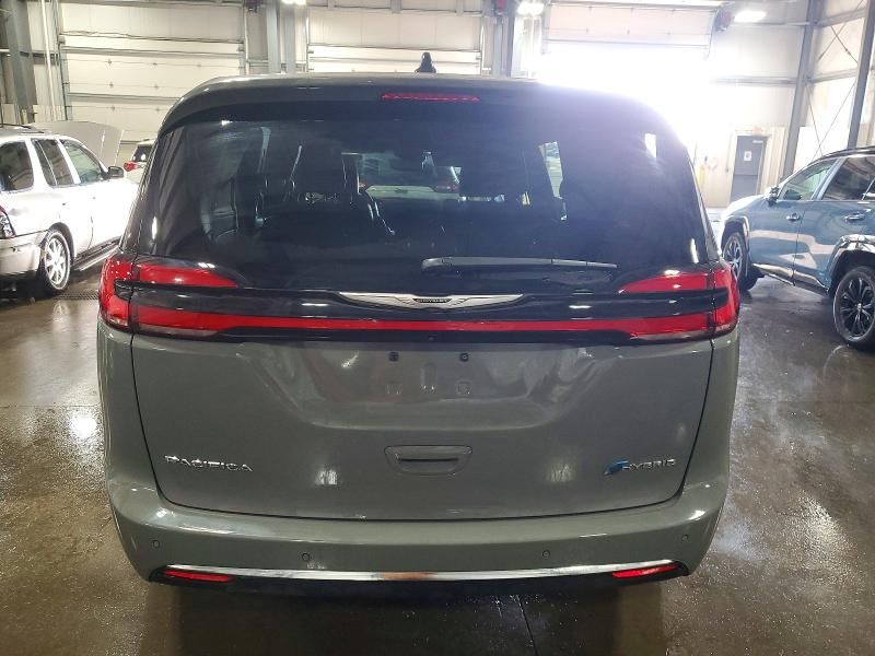 2025 Chrysler Pacifica Hybrid Select