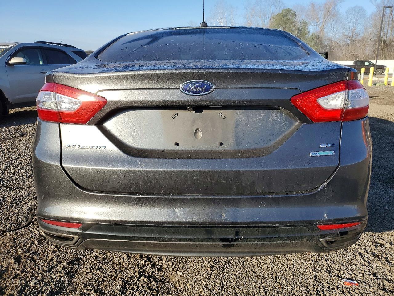 2016 Ford Fusion se