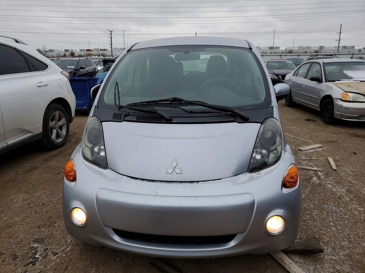 2012 Mitsubishi I Miev es