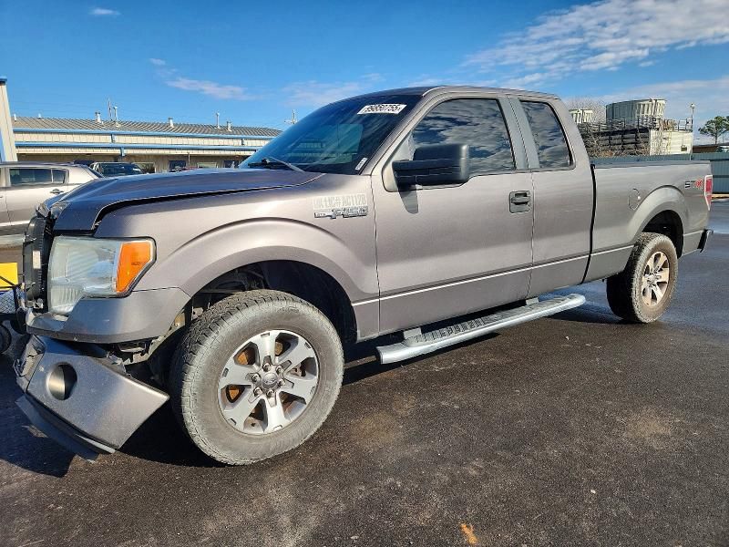 2013 Ford F150 Super cab