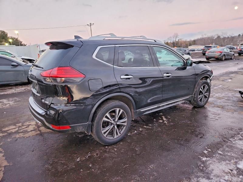 2017 Nissan Rogue sv