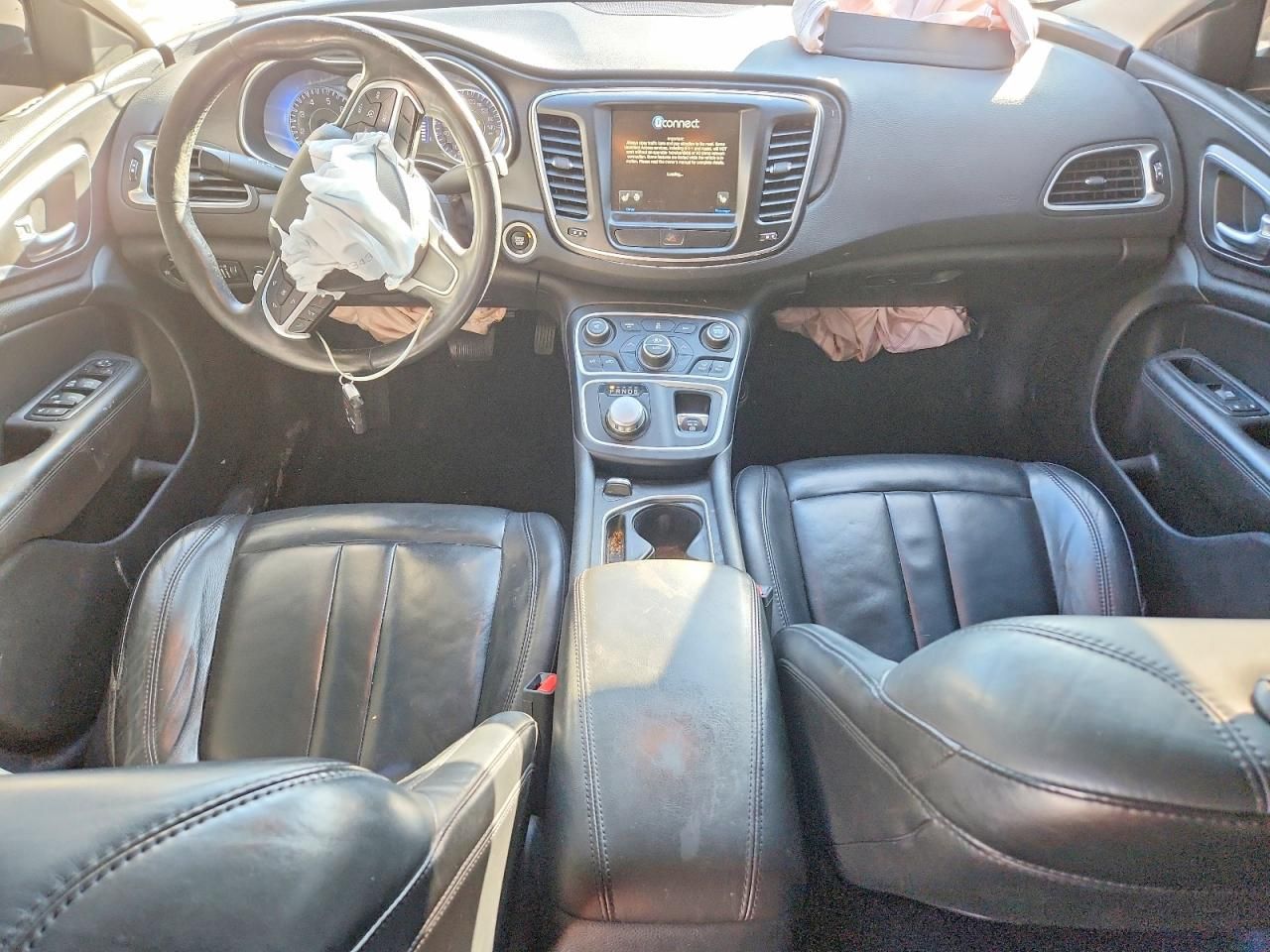 2017 Chrysler 200 Limited