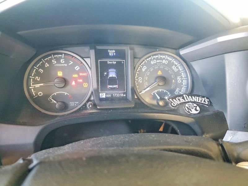 2017 Toyota Tacoma trd Sport