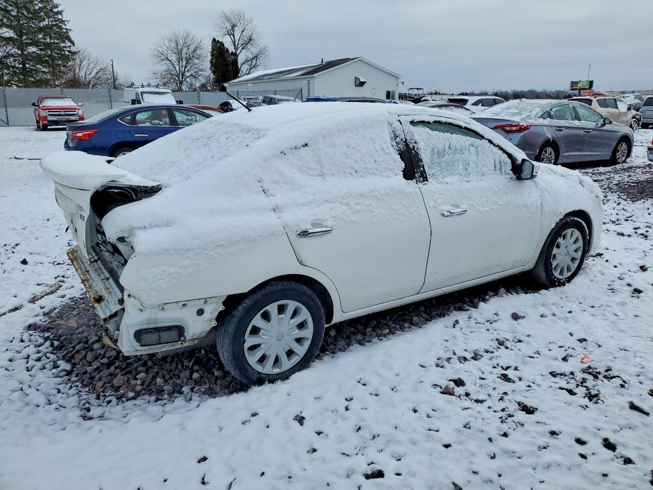 2016 Niss Versa s