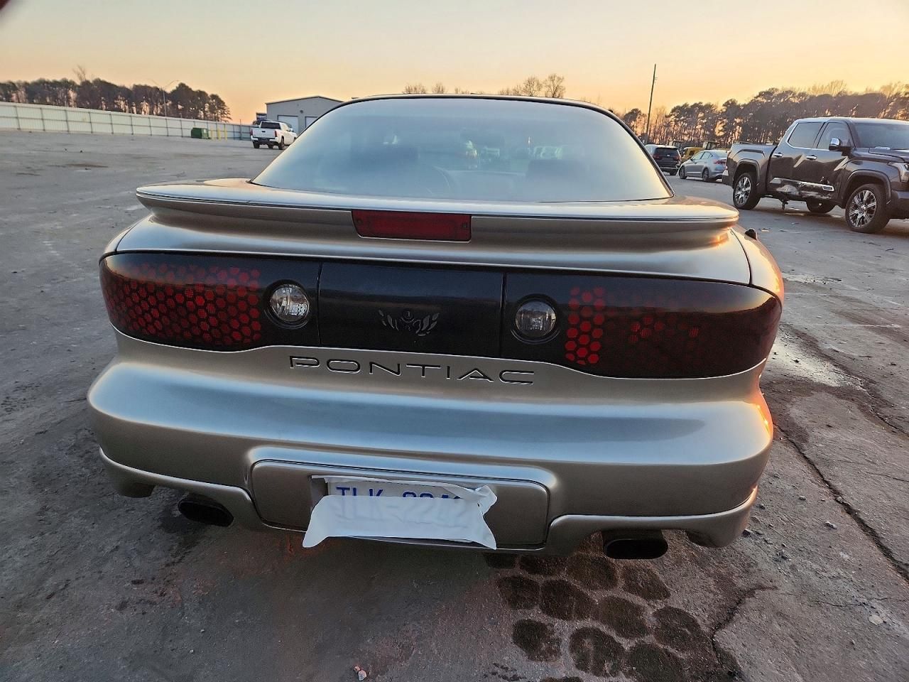 2000 Pontiac Firebird