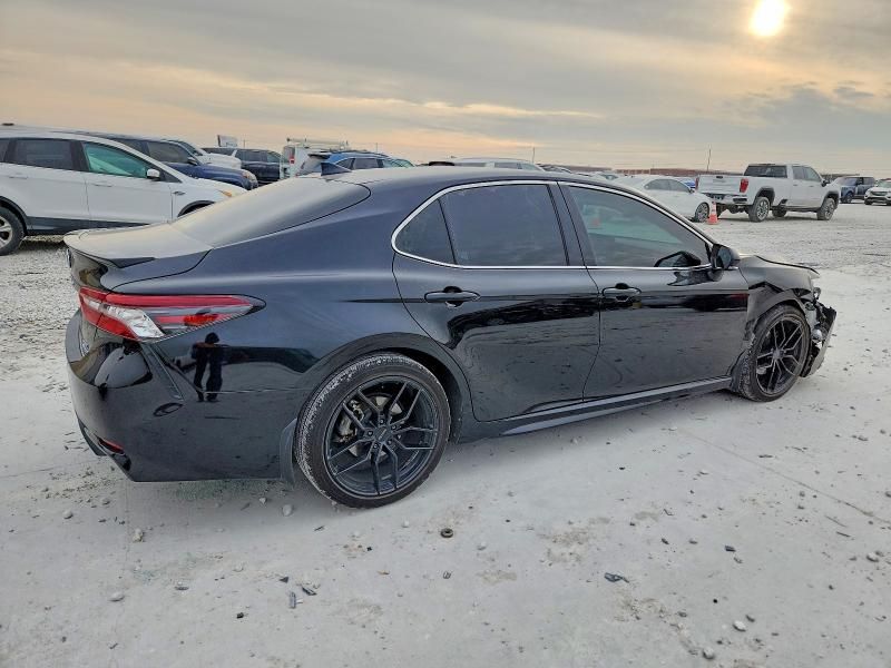 2022 Toyota Camry xse