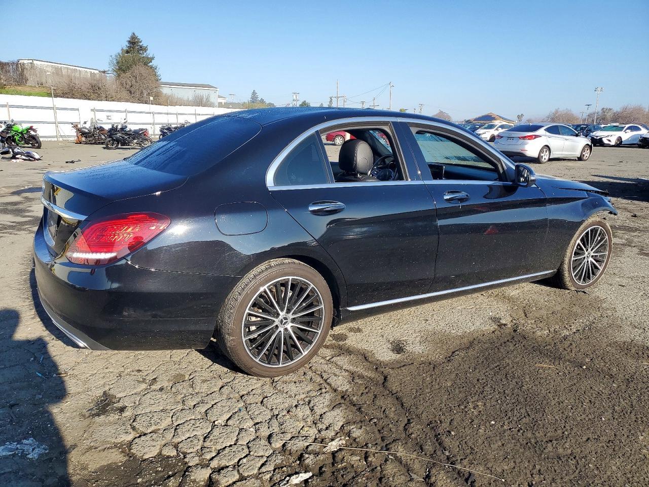 2021 Mercedes-Benz C300