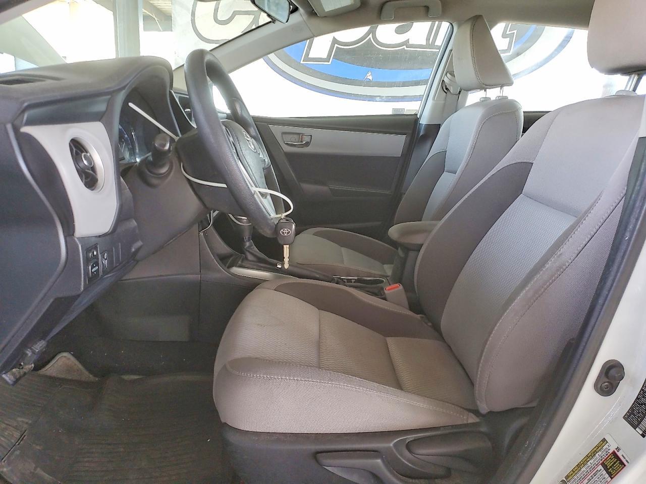 2017 Toyota Corolla le eco
