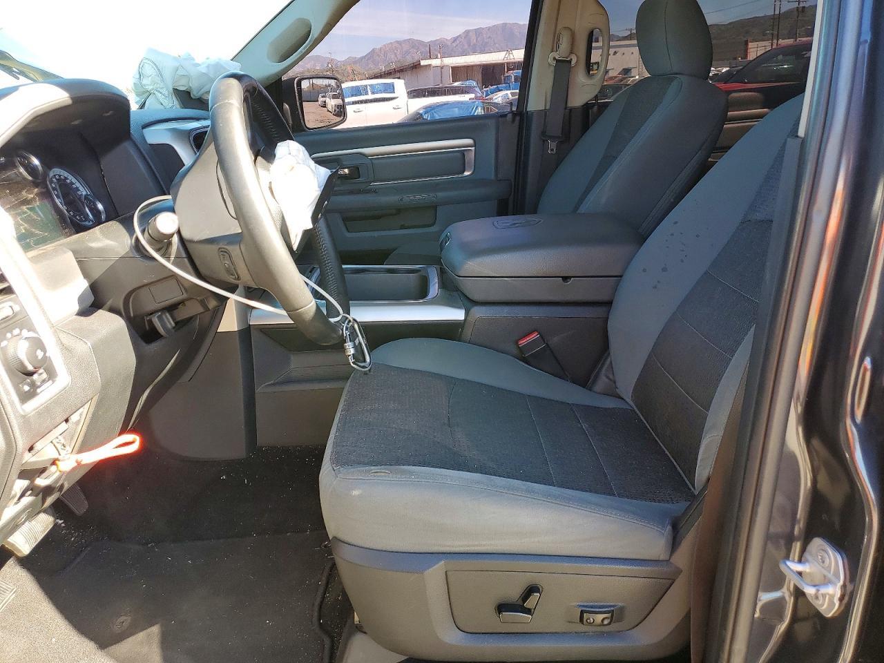 2017 Dodge RAM 1500 SLT