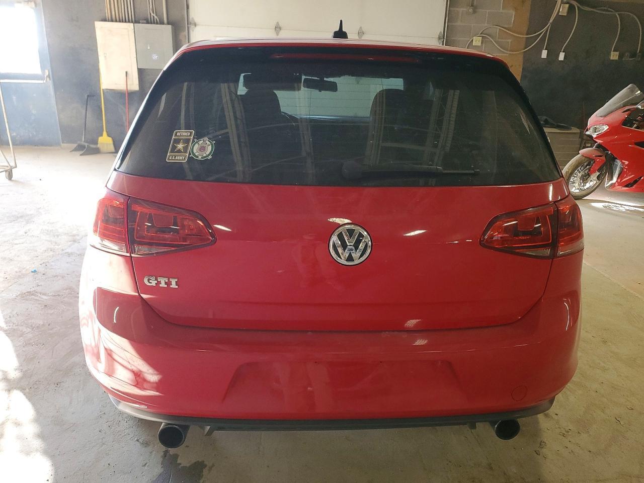 2016 Volkswagen Gti S/se