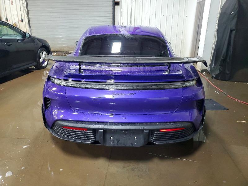 2025 Porsche Taycan Turbo gt