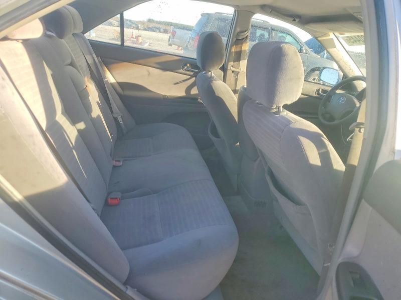 2006 Toyota Camry le