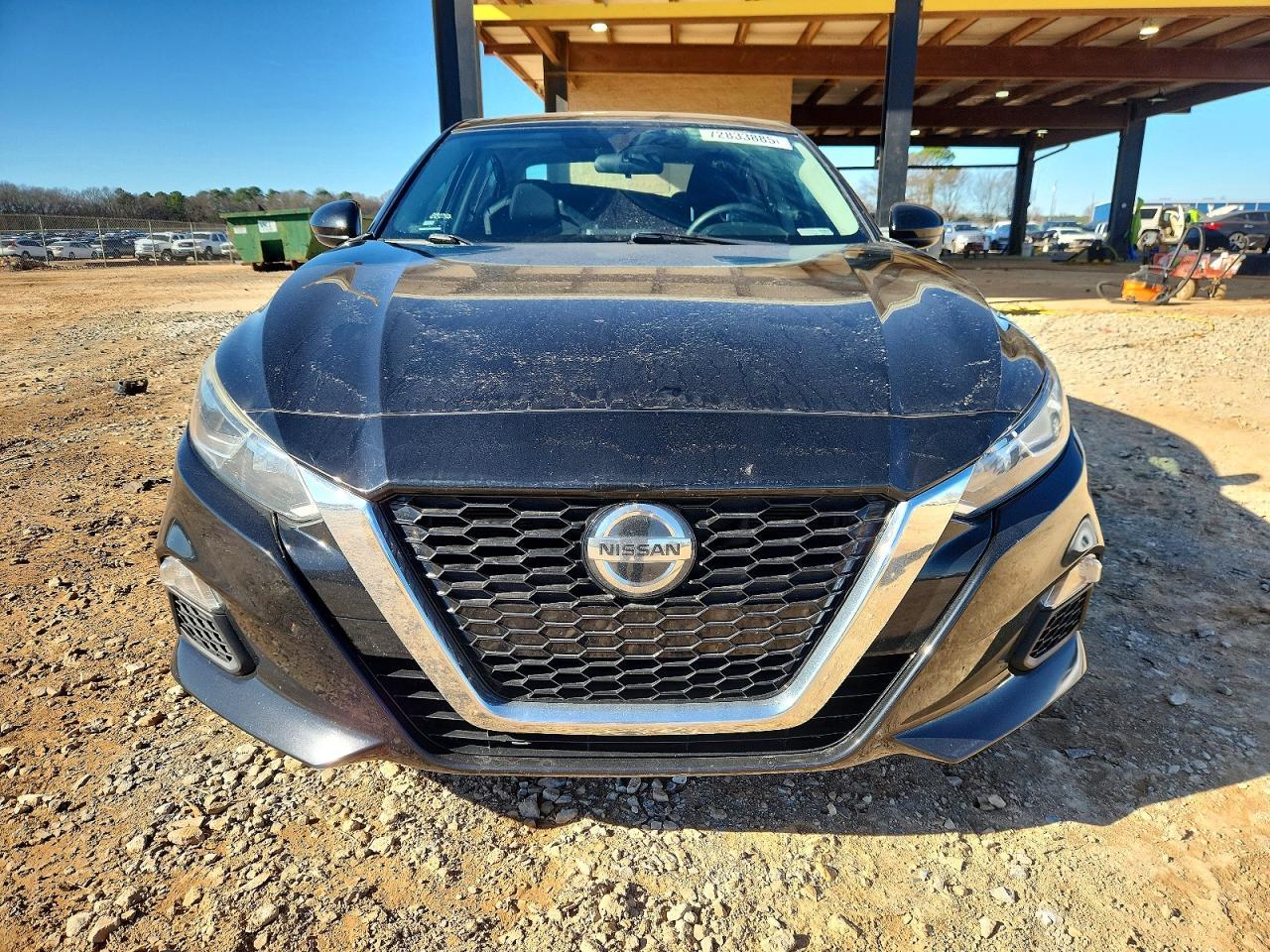 2019 Niss Altima s
