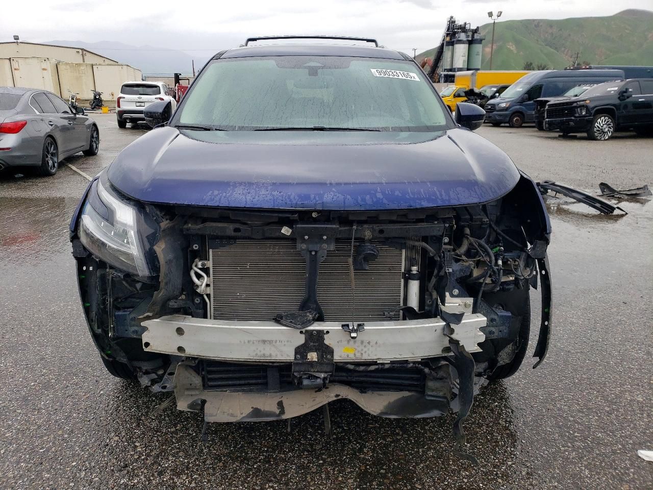 2022 Nissan Pathfinder sl