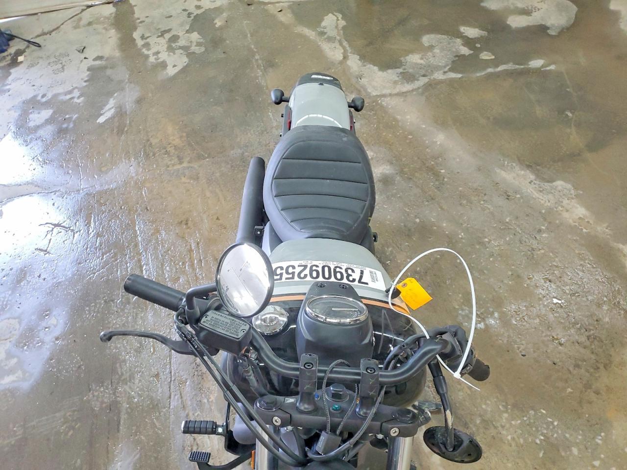 2024 Honda VT750 C2B