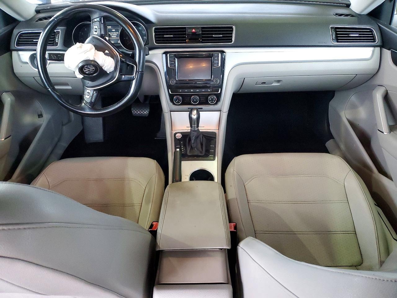 2019 Volkswagen Passat Wolfsburg