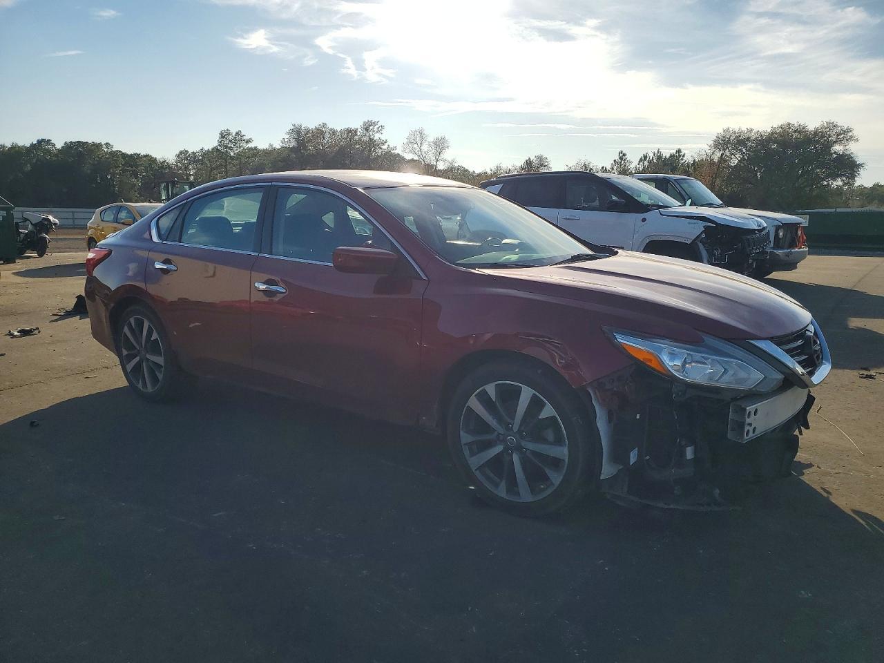 2016 Niss Altima
