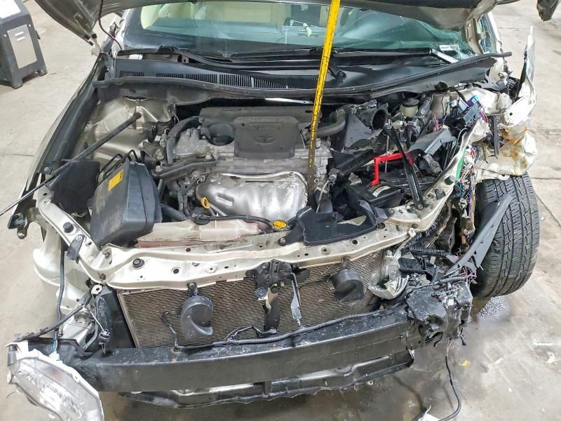 2015 Toyota Camry le