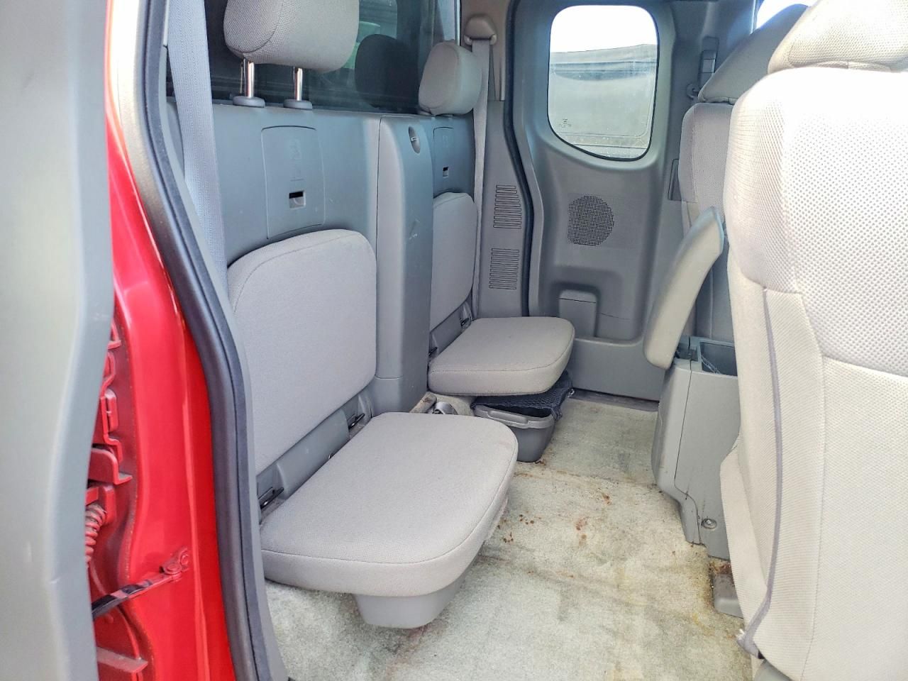 2016 Nissan Frontier S