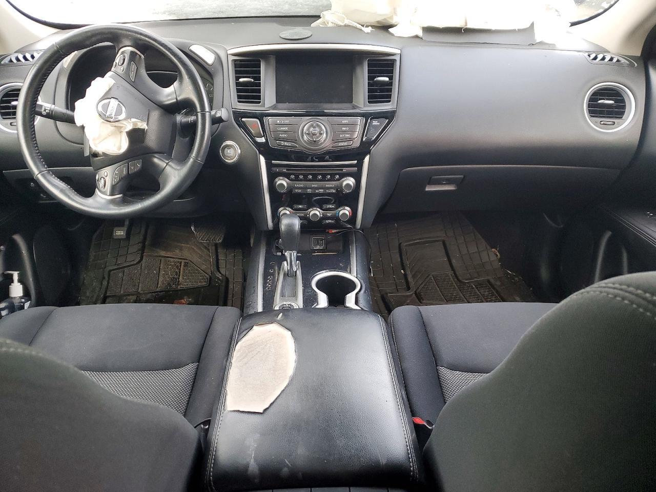 2019 Niss Pathfinder sv