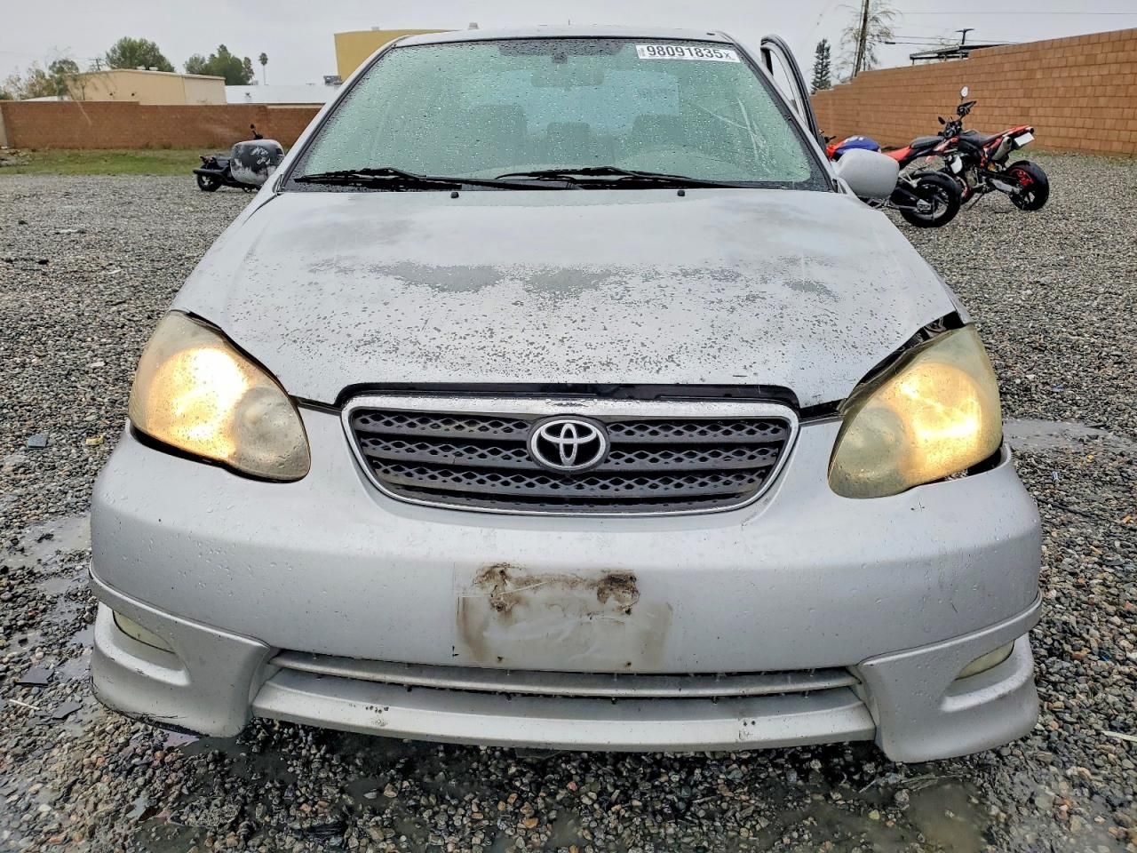 2005 Toyota Corolla ce