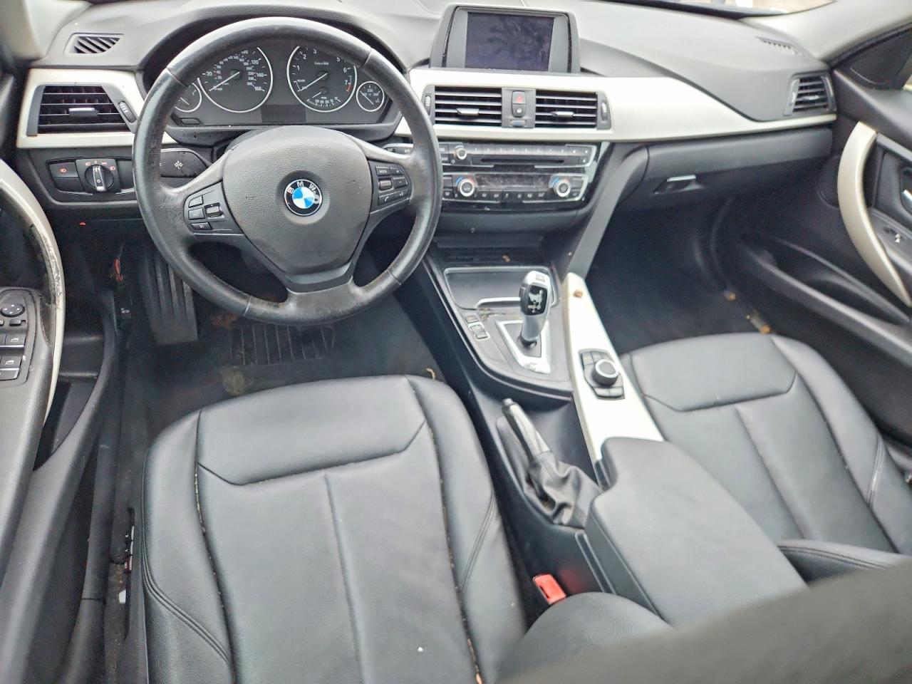 2018 BMW 320 i