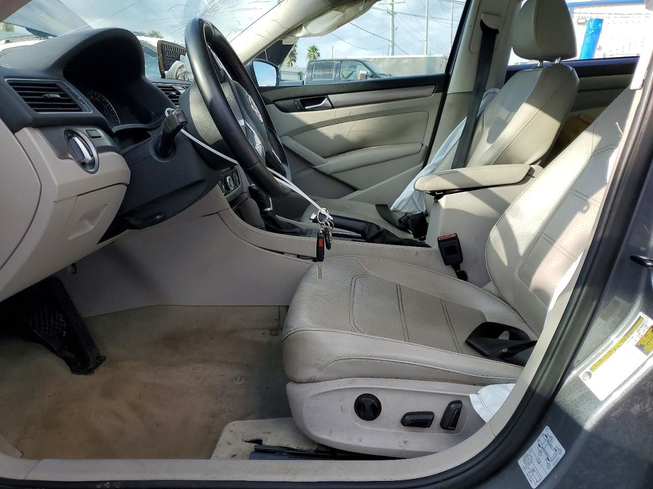 2014 Volkswagen Passat se