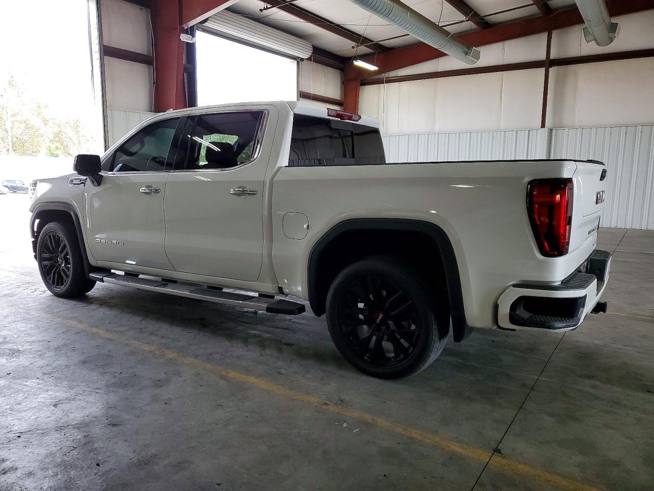 2023 GMC Sierra C1500 Denali